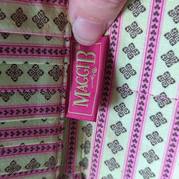 Maggie B Pink Mosaic French Country Wristlet Wallet - Picture 8 of 11